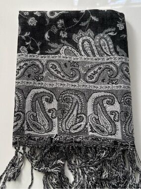 New | Black Pashmina Shawl